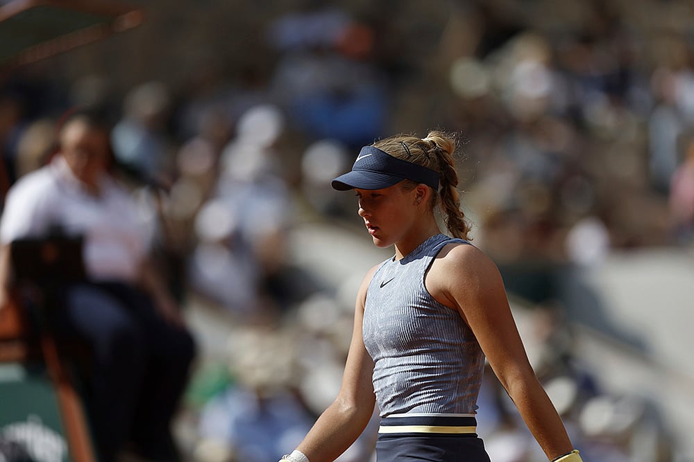 | Photo: AP/Aurelien Morissard : Russia's Mirra Andreeva